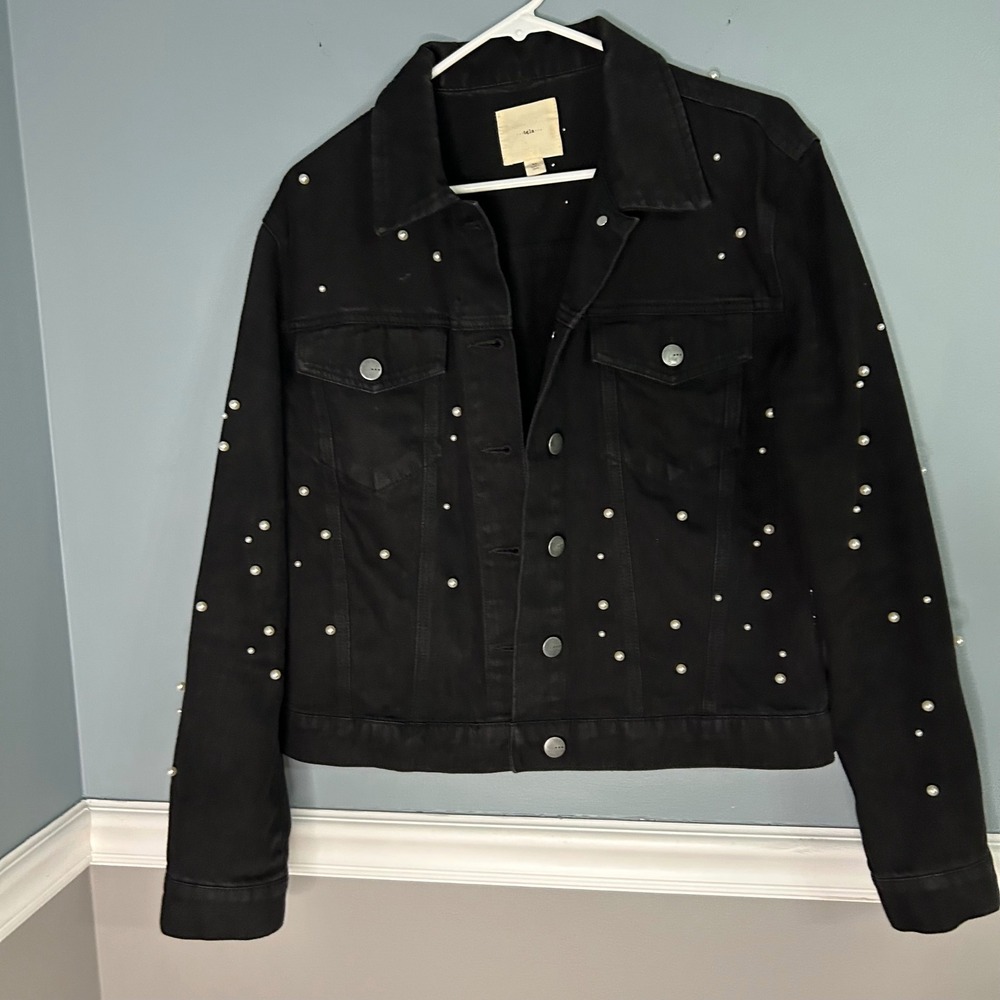 TGLA Black Pearl Studded Denim Jacket Womens Medium Embellished Trucker